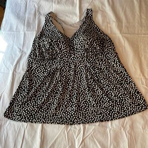 EUC Lands End 26w Swim Top Black White Polka Dots